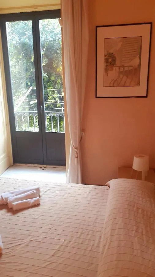 Bed And Books Isabella Bed & Breakfast Catania